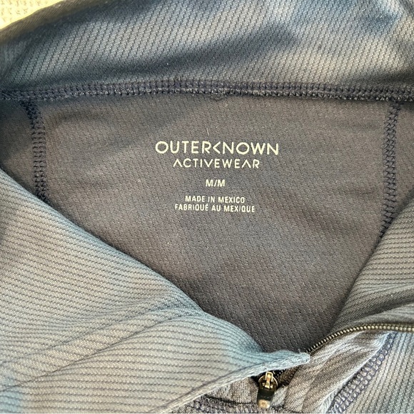 Outerknown Men’s Activewear Quarter-zip top. Navy blue. Size medium - Picture 8 of 10